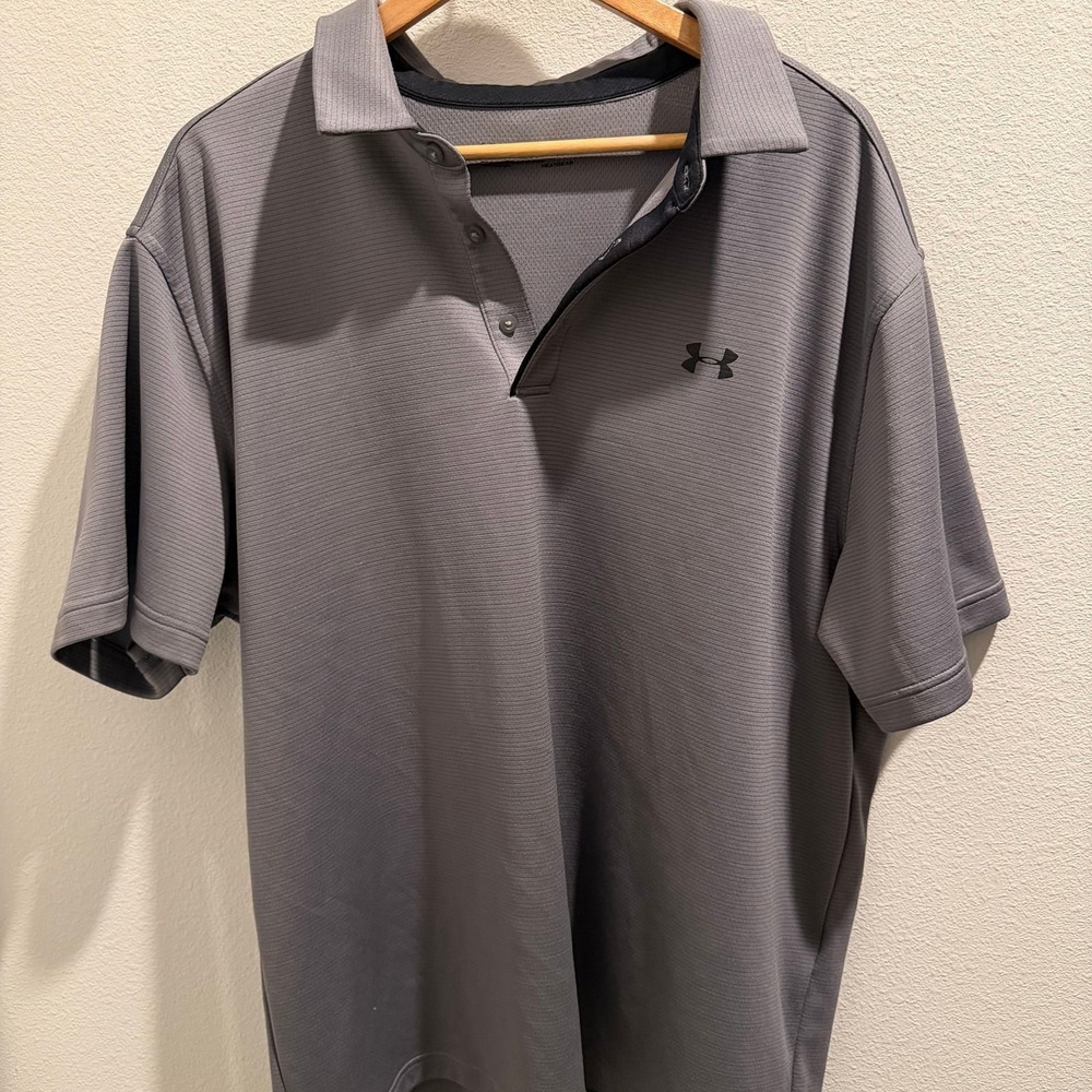 Under Armour HeatGear Polo Shirt Mens XXL Gray Loose Fit Striped Golfing 12345